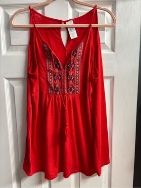 Time and Tru Red Embroidered Cold-Shoulder Tank Top